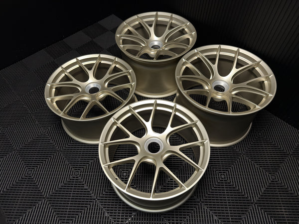 GT-01C 992 GT3 RS 20 inch Track setup